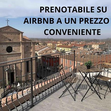 Mansarda Con Vista In Centro A Piacenza Apartamento Exterior foto
